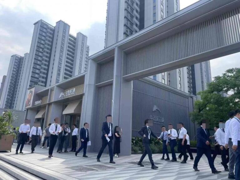 杭州热雪奇迹室内滑雪场项目成功签约 是浙江省体量最大室内雪场